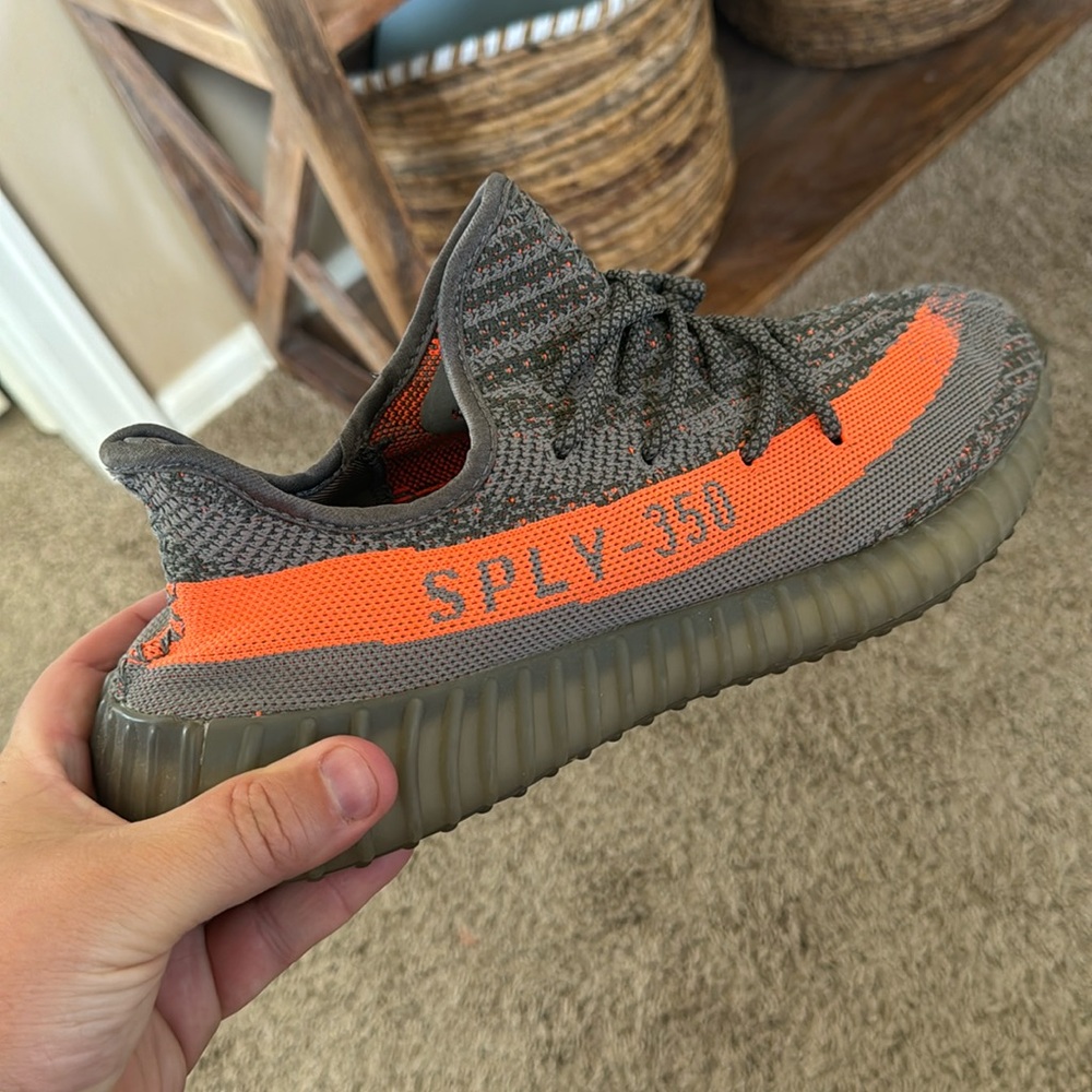 COPY - Athletic shoes that look like Yeezys